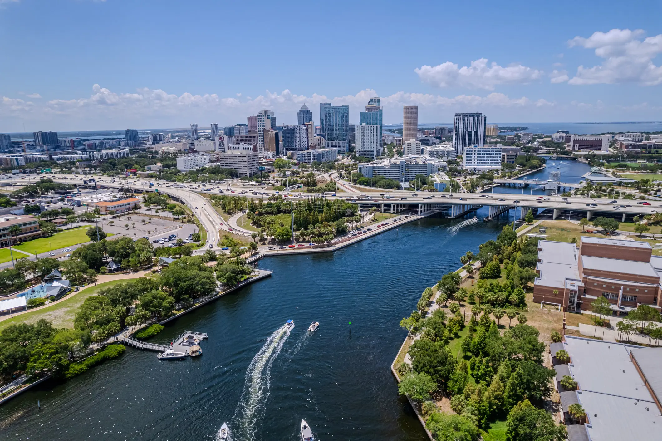 51.-tampa-florida-min